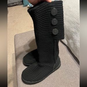 Used Classic Cardy Black Knit Seeater Uggs